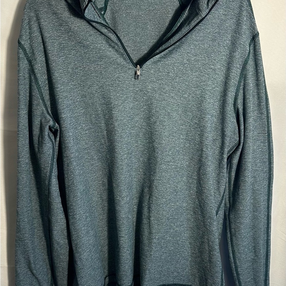 Lululemon Men's Green Quarter-Zip‎ Size M
